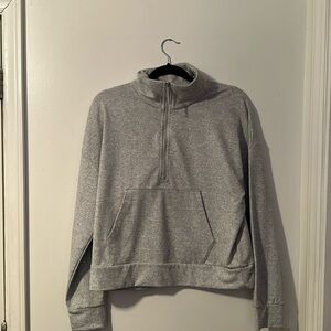 Long sleeve crop top